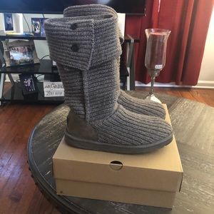 Gray ugg boots